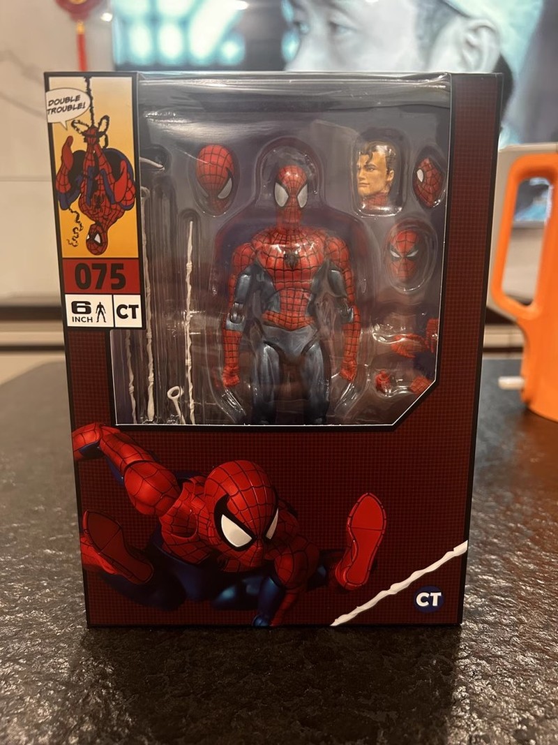 CT Toys Mafex 075 Spiderman Ac - Model Kit Spiderman review and price