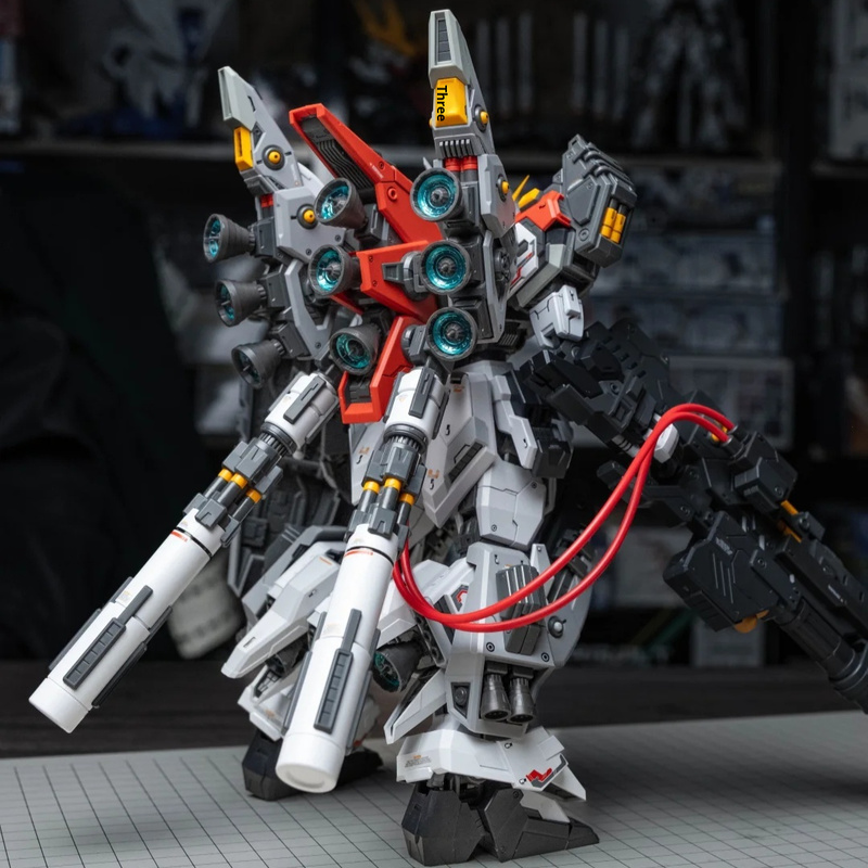 ZZA REGUS GZSS-OX-001 Captain  - Model Kit Fenrir review and price