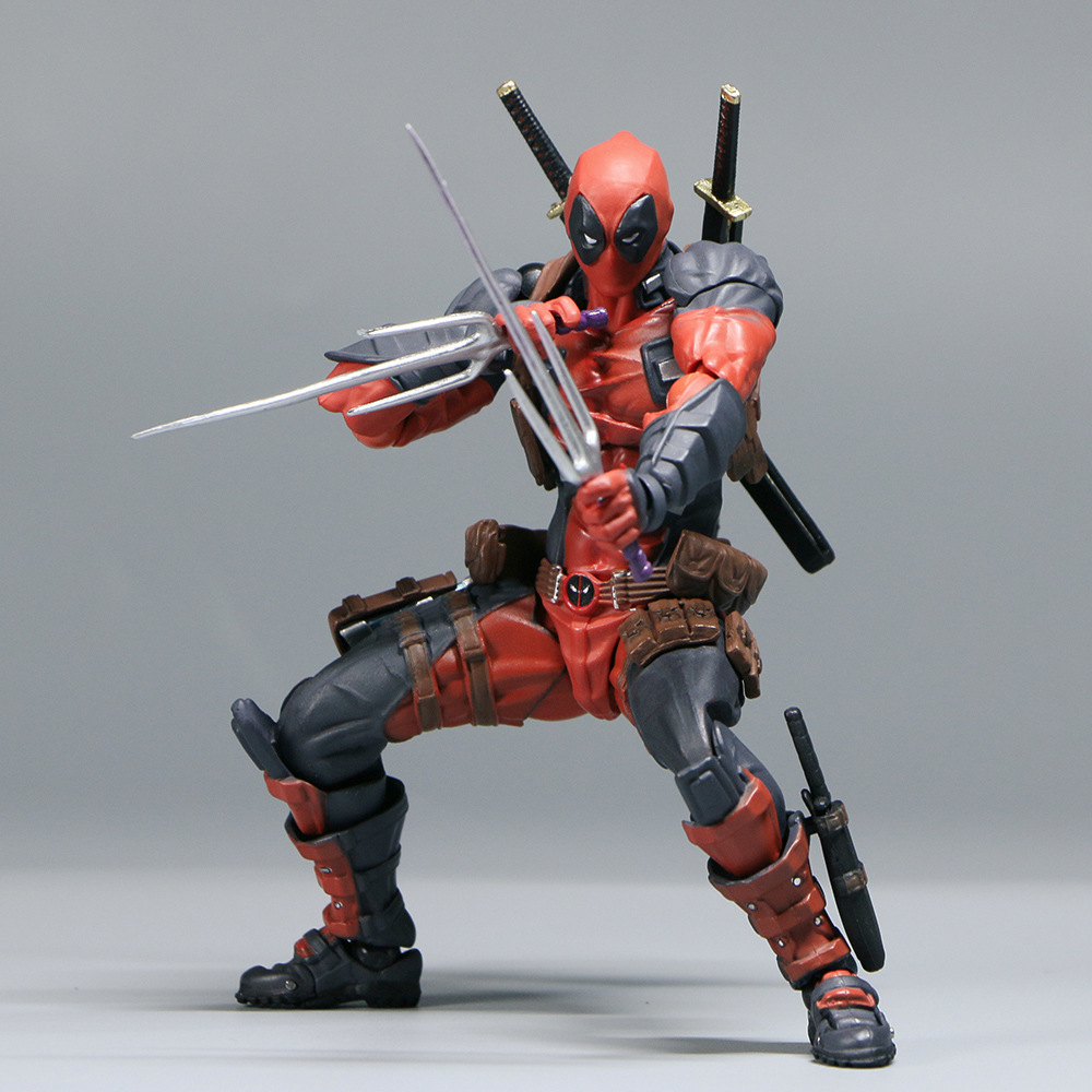 Amazing Yamaguchi Deadpool 2.0 - Model Kit Spiderman review and price