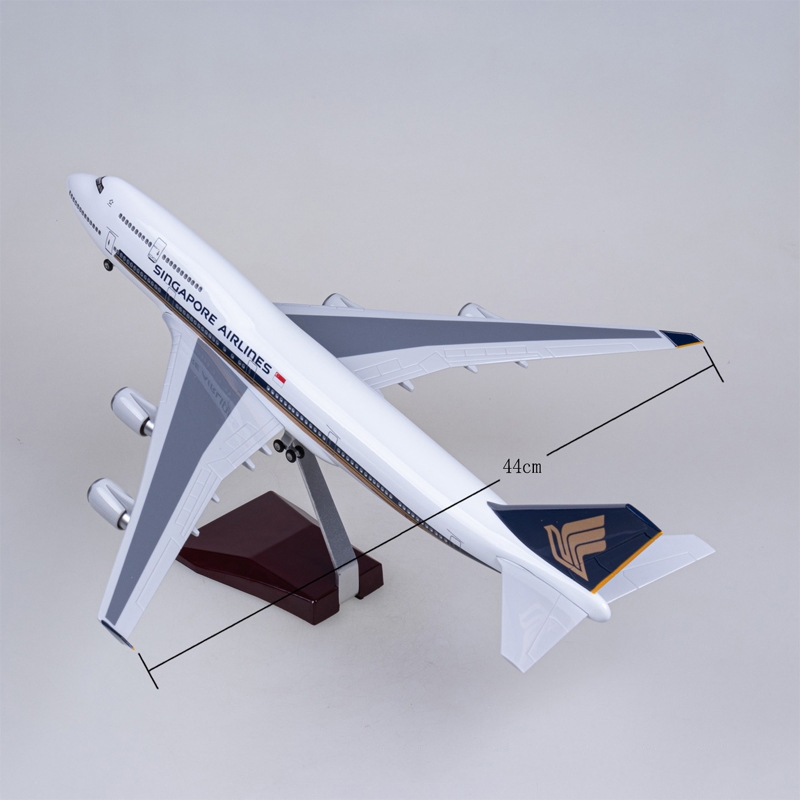 47cm Singapore Airlines B747-4 - Model Kit Singapore review and price