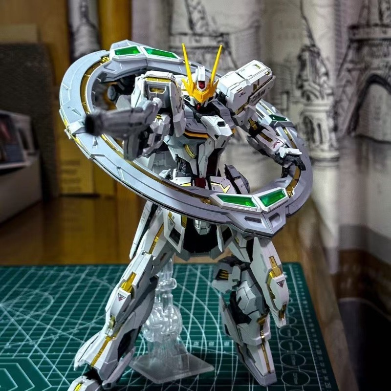 Supreme Evolution MG 1/100 Ass - Model Kit Fenrir review and price